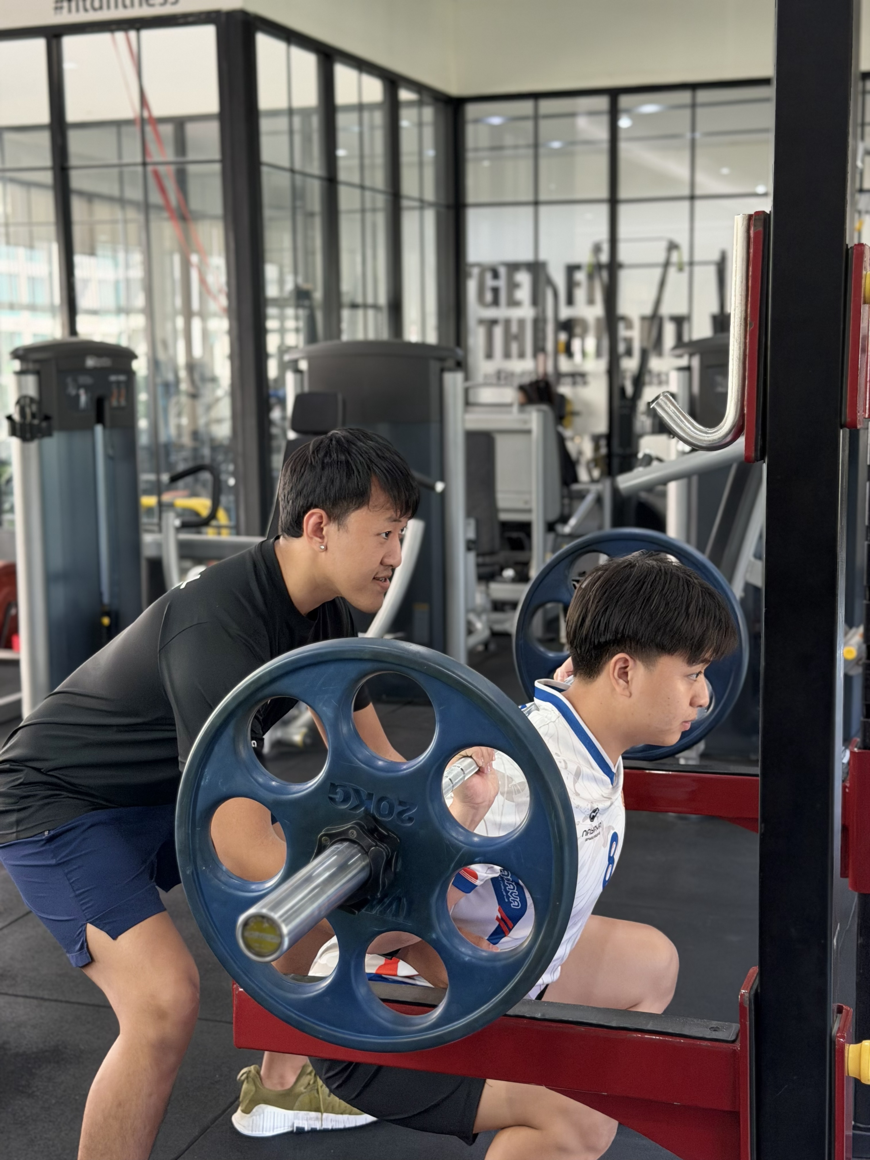 แบงค์ (Bank)