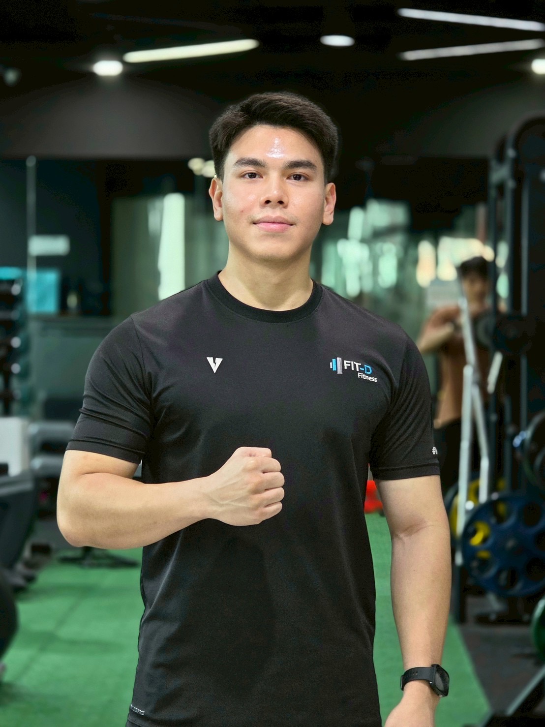 เตชิน  นารักษ์