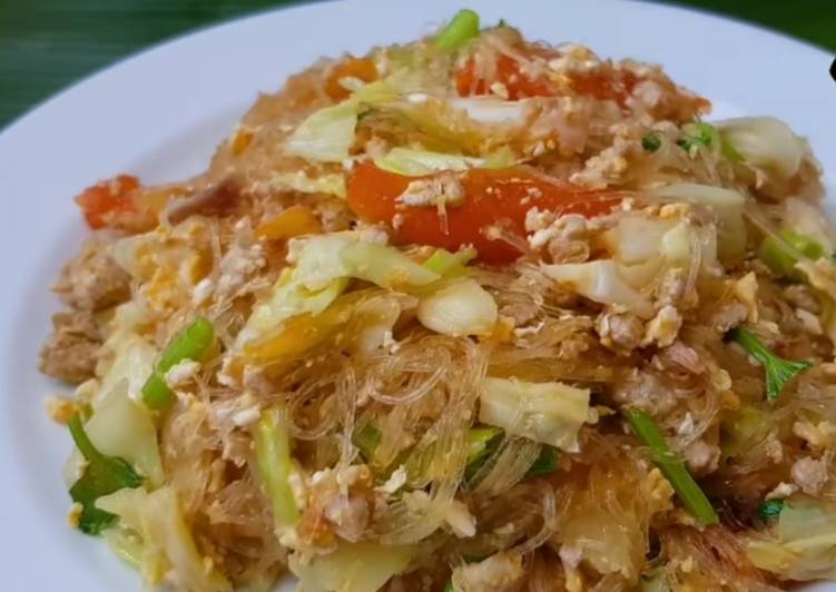 ข้อมูลโภชนาการ แคลอรี่ ผัดวุ้นเส้นใส่ไข่