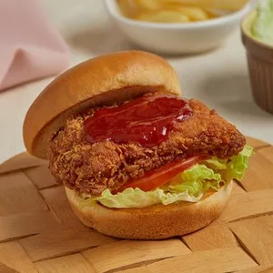 ข้อมูลโภชนาการ แคลอรี่ คริสปี้-ชิกเก้น-เบอร์เกอร์-crispy-chicken-burger