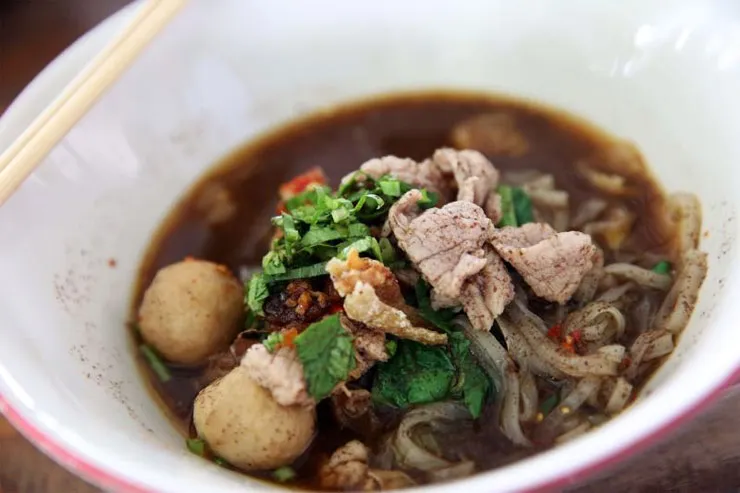 ข้อมูลโภชนาการ แคลอรี่ ก๋วยเตี๋ยวเรือน้ำตก